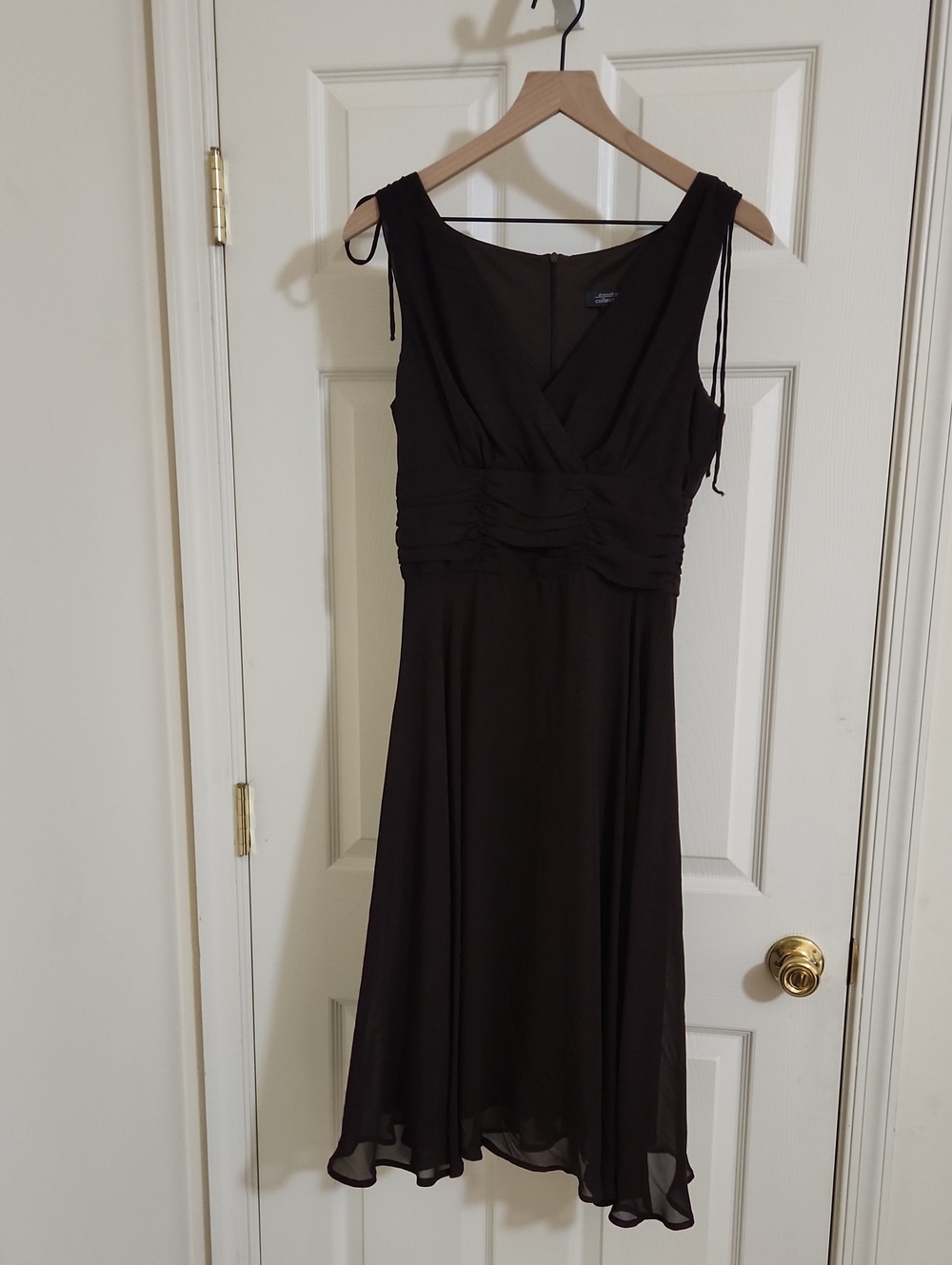 Classic Brown Sleeveless V-Neck Dress